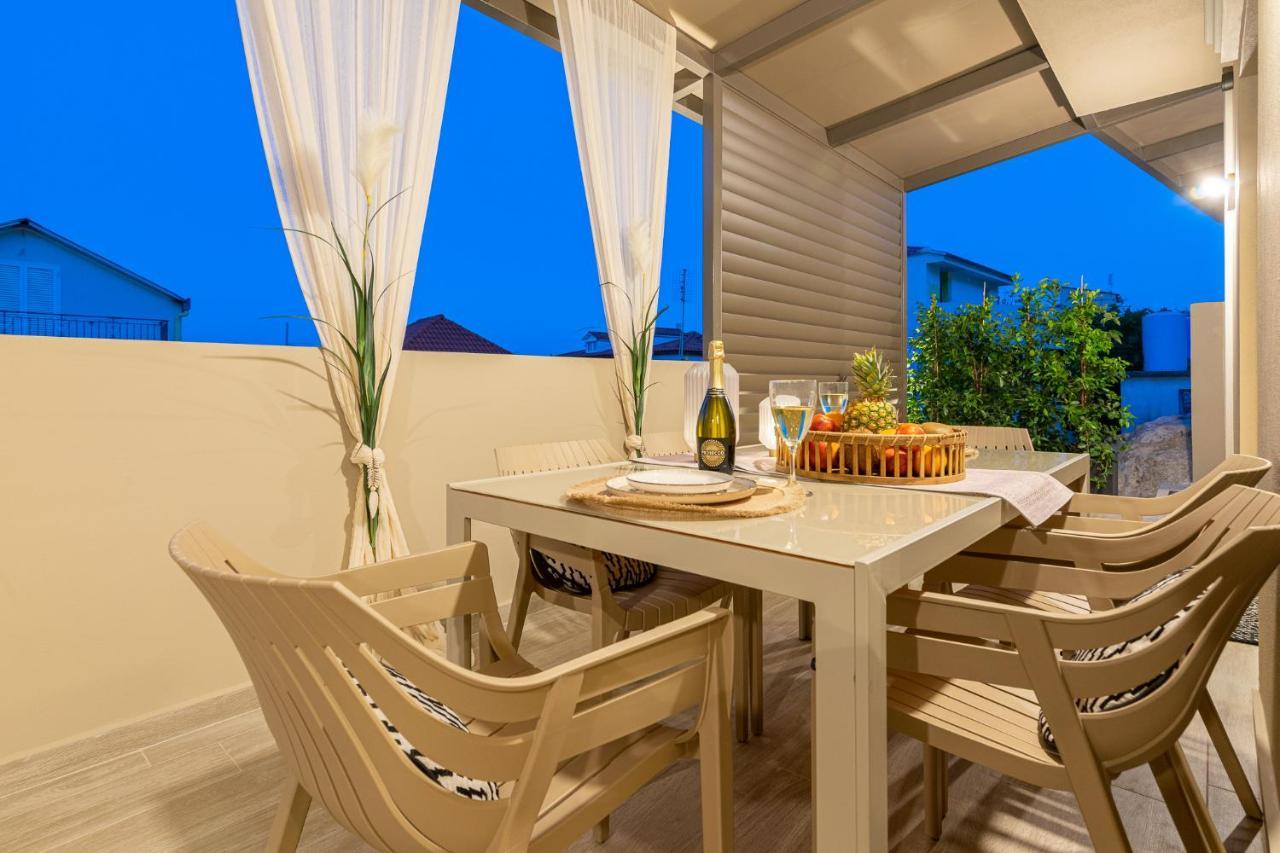 Vedi Town Luxury Apartment Zakynthos Town Ngoại thất bức ảnh