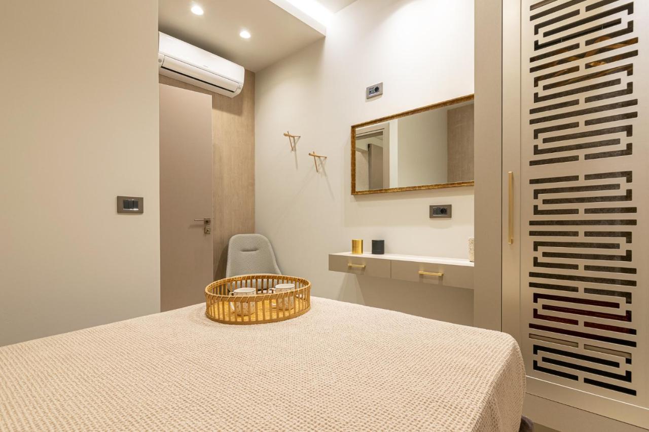 Vedi Town Luxury Apartment Zakynthos Town Ngoại thất bức ảnh