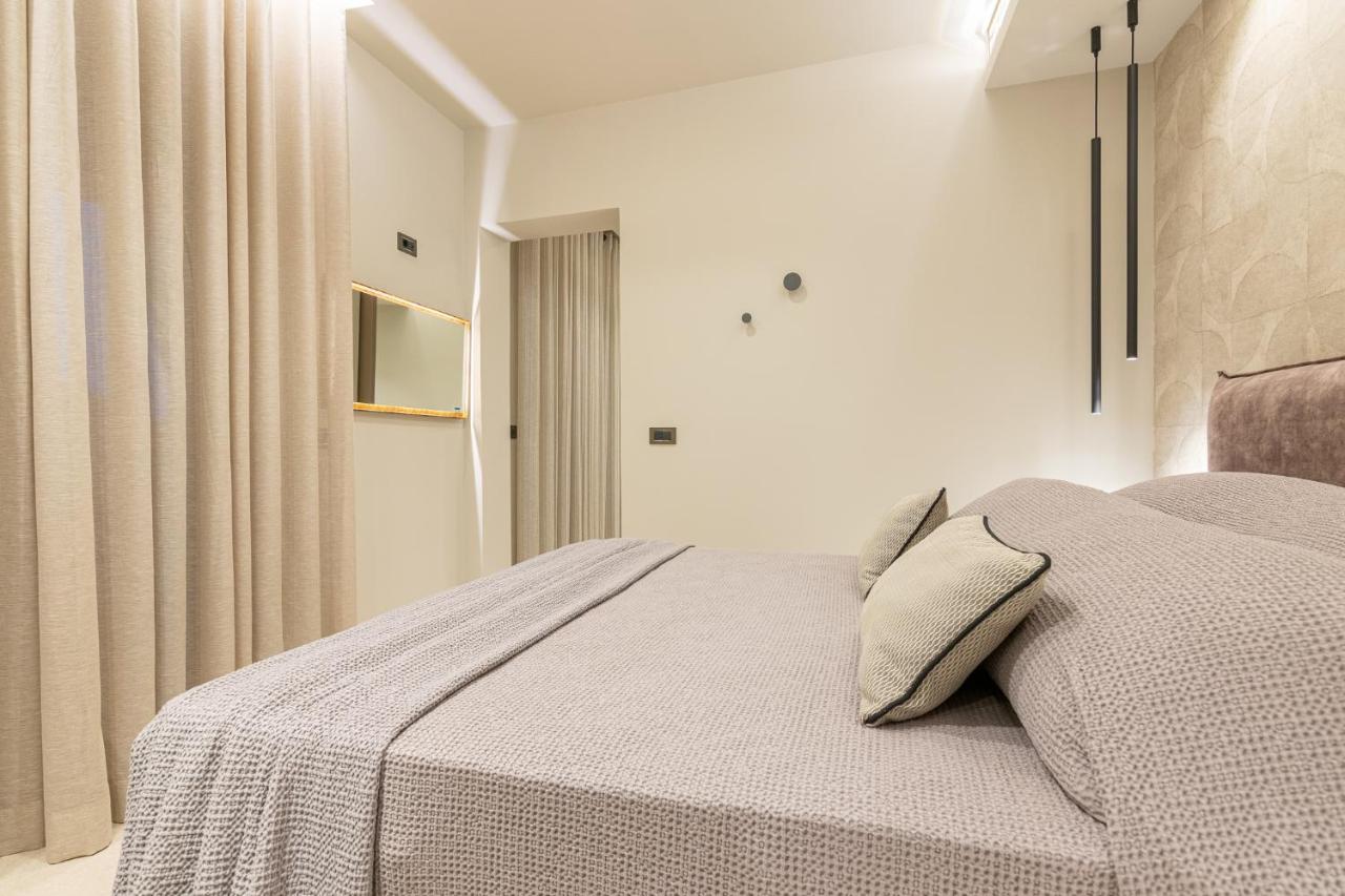 Vedi Town Luxury Apartment Zakynthos Town Ngoại thất bức ảnh